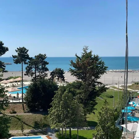 Cristal 2* יופיטר