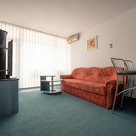 Cristal 2* יופיטר